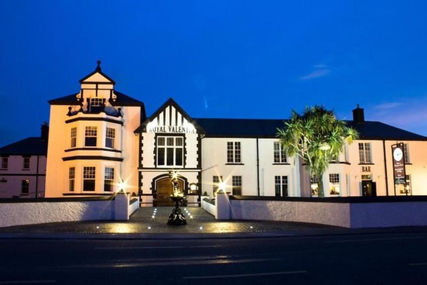 Curlew Apartment Knights Town Exterior photo